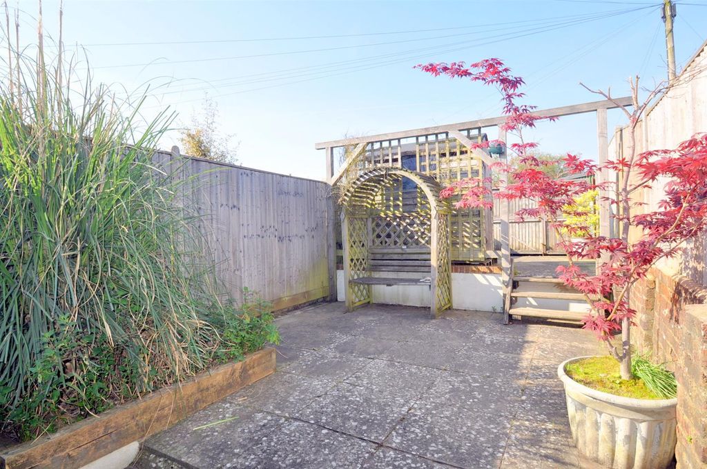 Property photo 2 of 12 Rear Garden