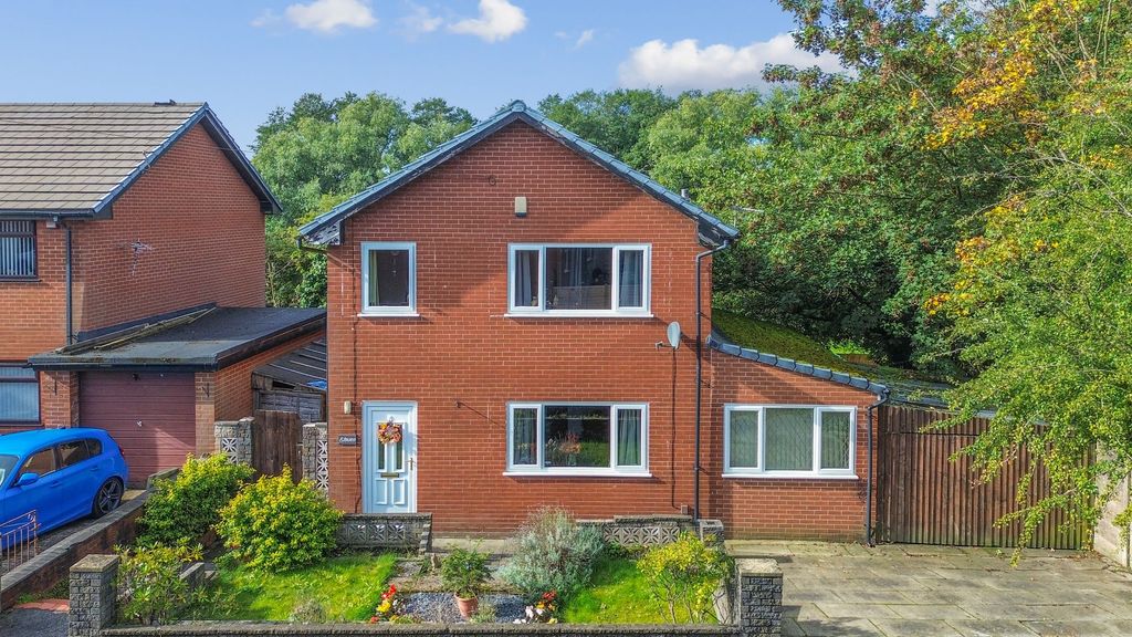 Property photo 1 of 23