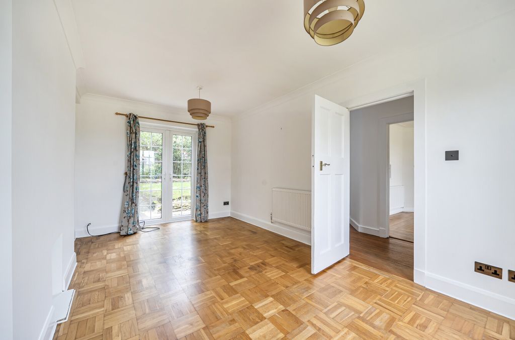 Property photo 2 of 12 1479938-19-6A2Ff0...