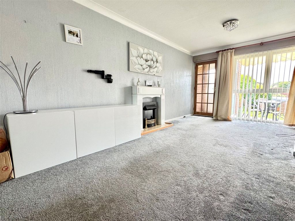 Property photo 3 of 9 Picture No. 14