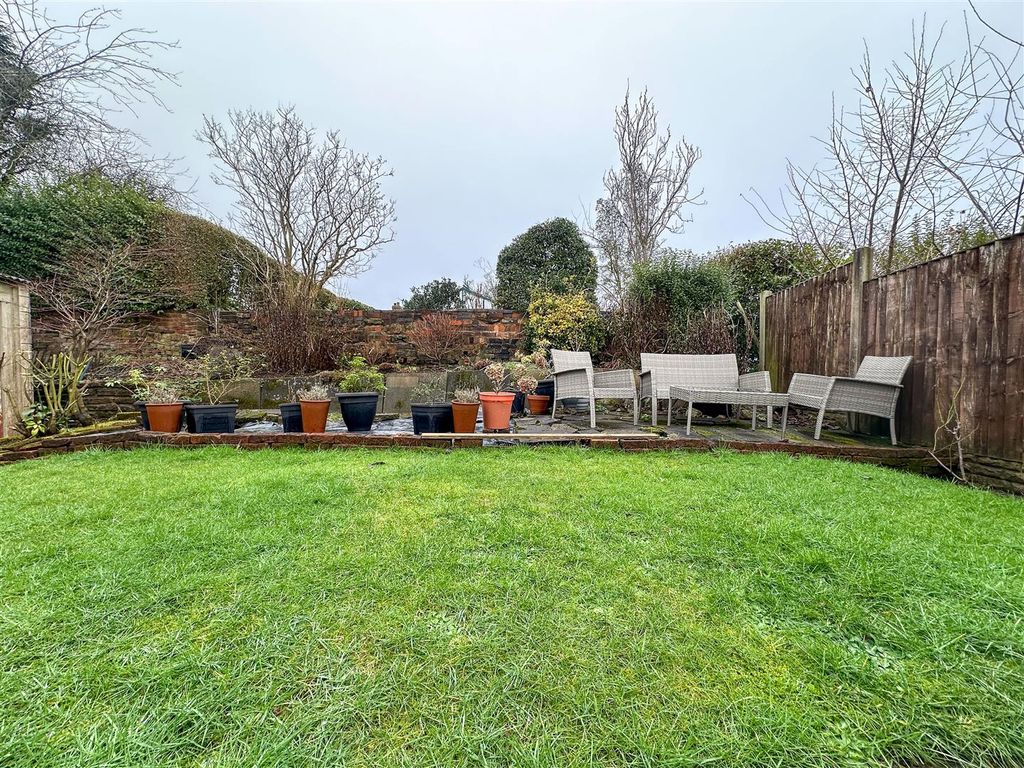 Property photo 2 of 41