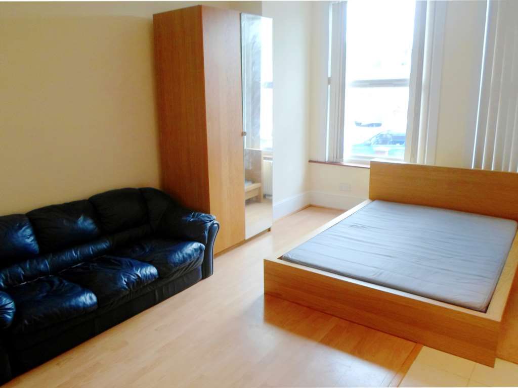 Property photo 1 of 4