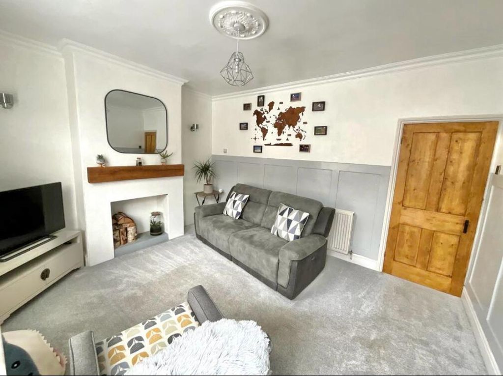 Property photo 2 of 16 Img_8232
