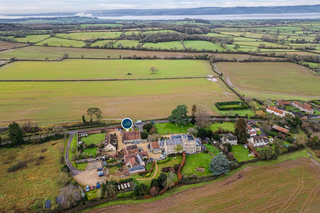 Property photo 3 of 40 The Coach House, Mumbleys Lane, Thornbury, Bs35 3J