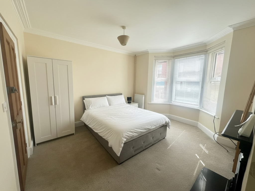 Property photo 2 of 5