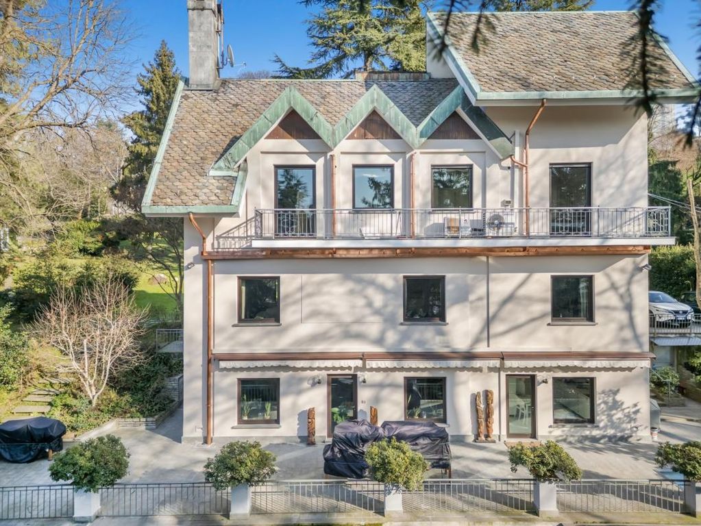 Property photo 1 of 35