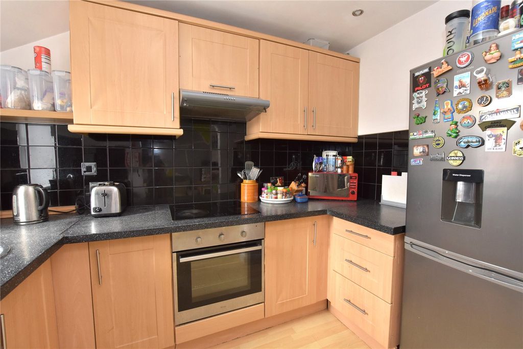 Property photo 3 of 9 Picture No. 08