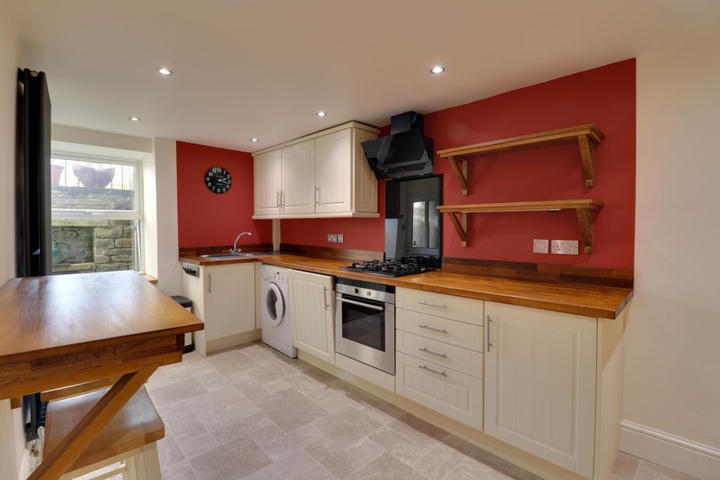 Property photo 2 of 18 Kitchen Diner