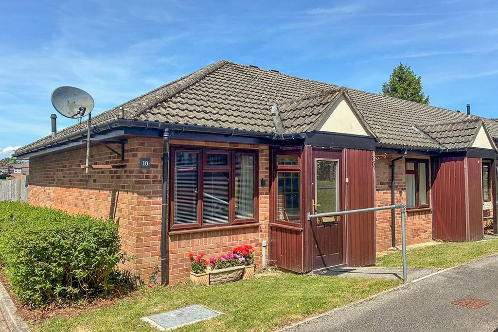 Property photo 1 of 10