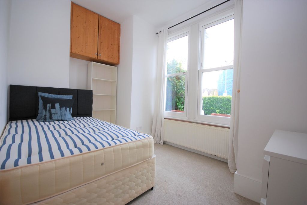 Property photo 3 of 7