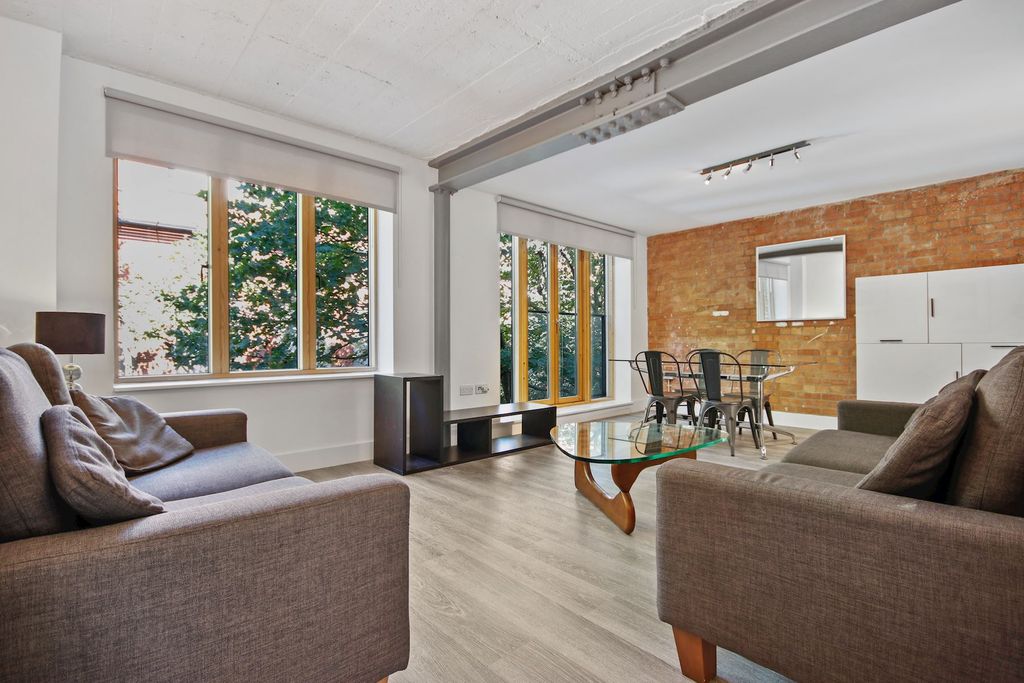 Property photo 1 of 11 1c998382-9c1d-4428-9Cda-192189Edb739Amgwl - 9 Lumi