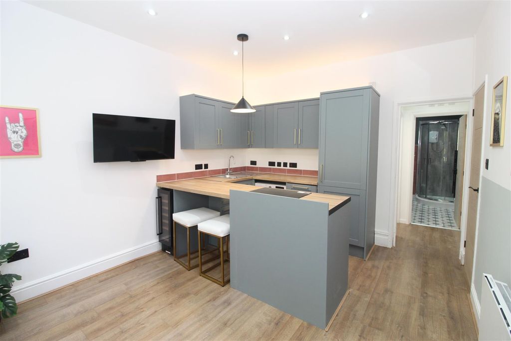 Property photo 3 of 14 Img_2260.Jpg