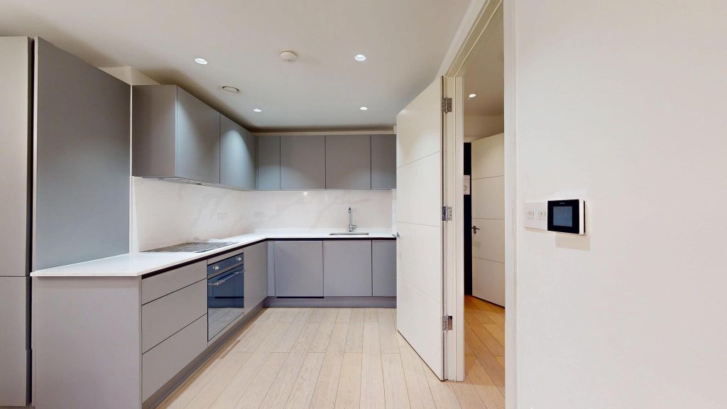 Property photo 2 of 13 Kitchen