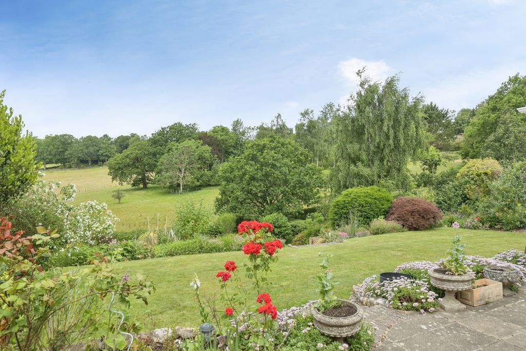 Property photo 3 of 18 Pbox-Img.Jpg
