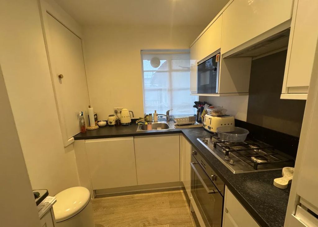 Property photo 2 of 7 Gallery