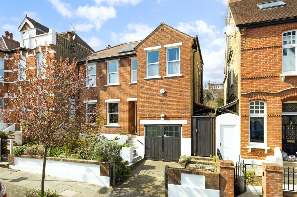 Property photo 1 of 17 Picture No. 01