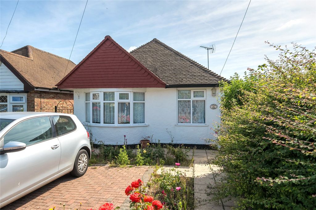 Property photo 1 of 20 Picture No. 05