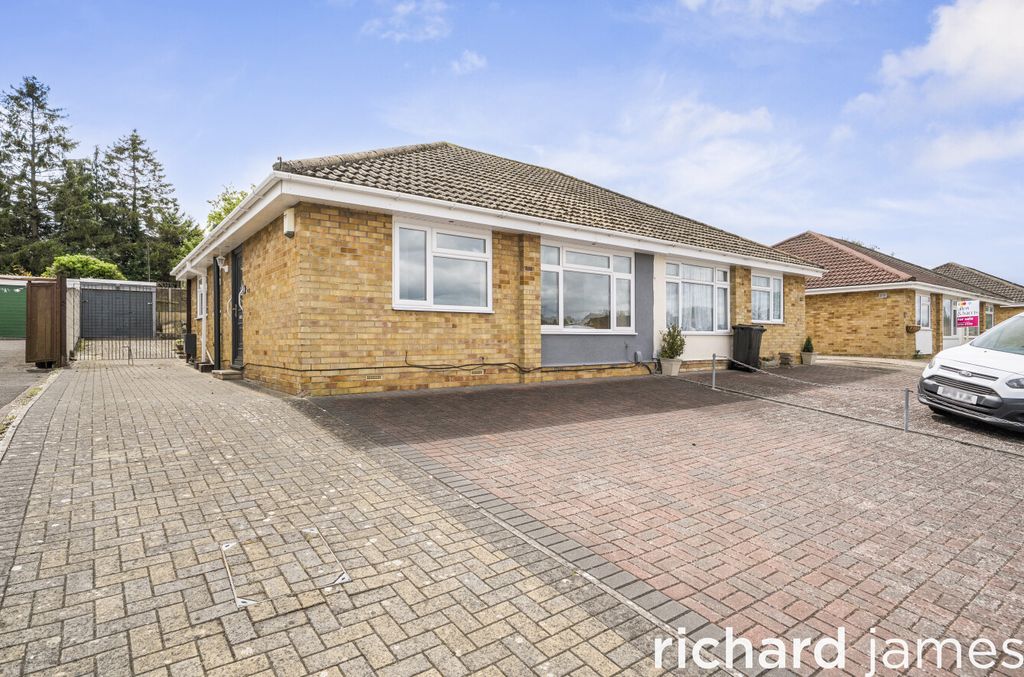 Property photo 1 of 13 566Ac3330B554034Aaadde89d6322ba5