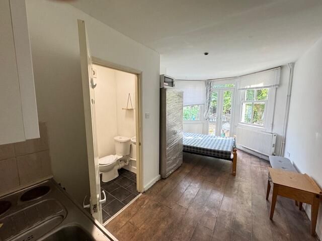 Property photo 1 of 4