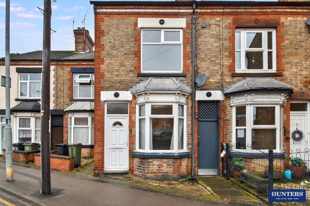 Property photo 1 of 12 Front (Exterior)