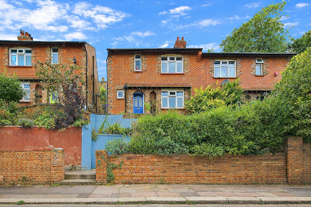 Property photo 1 of 16