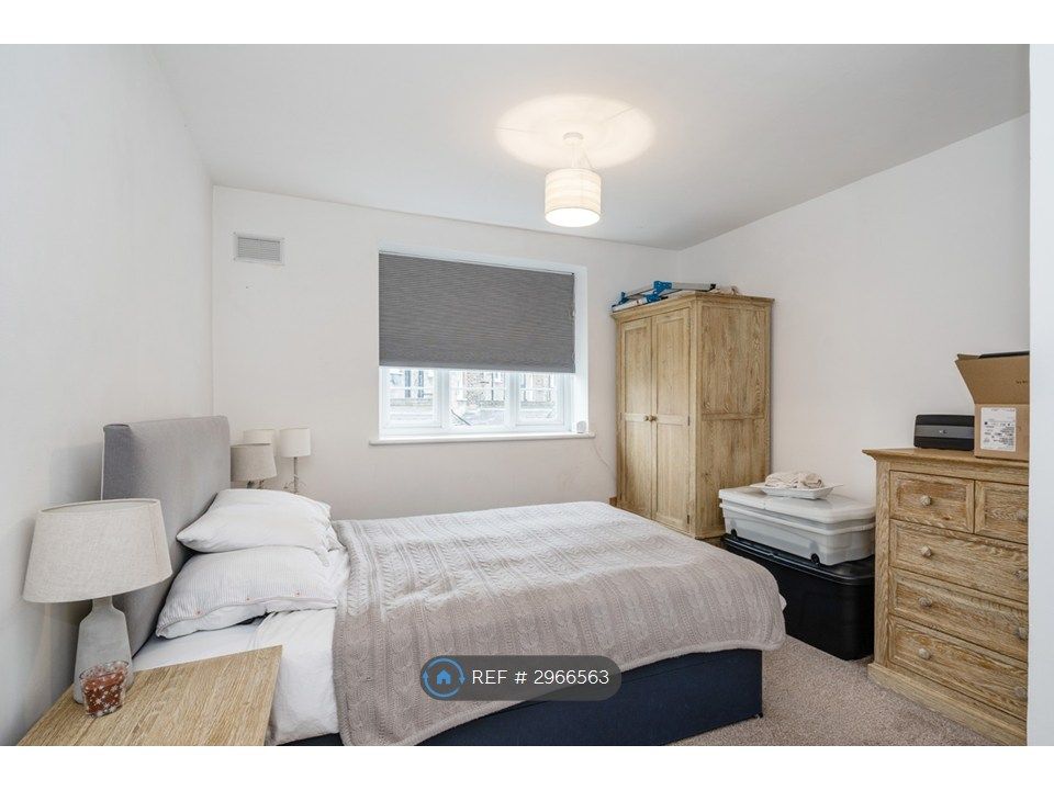Property photo 3 of 12 Bedroom 2