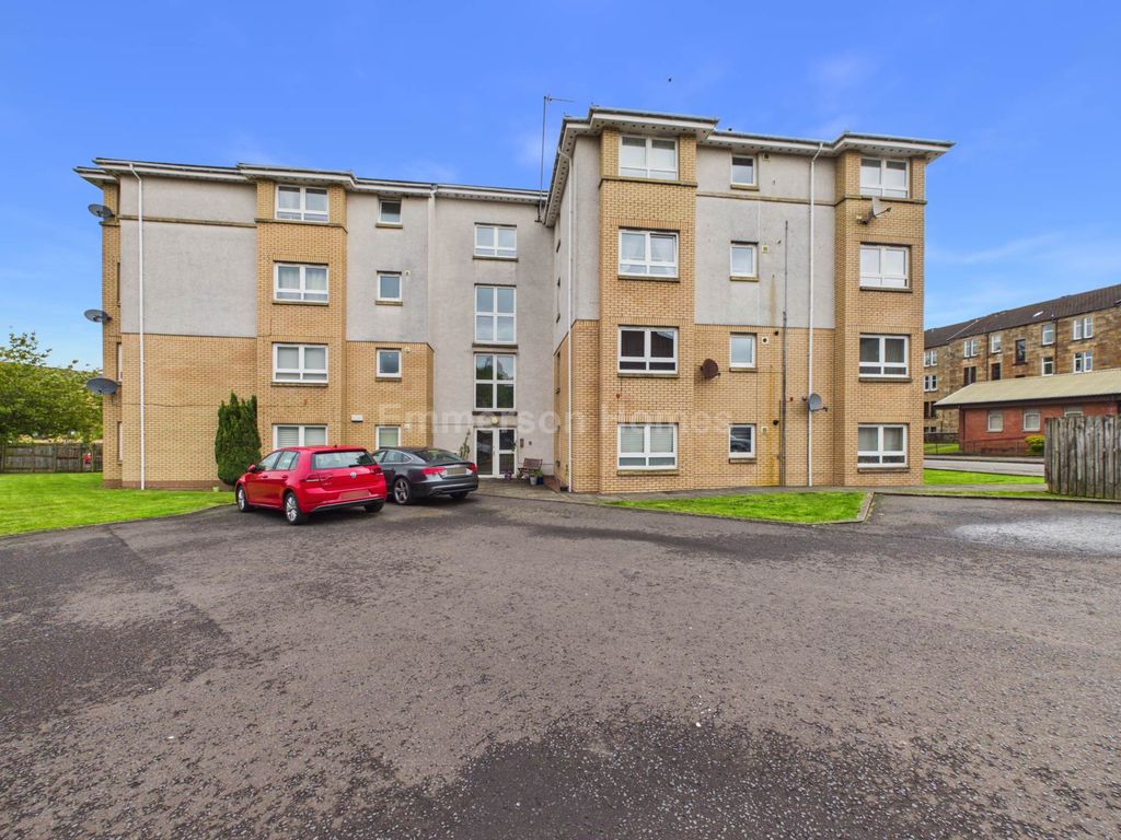 Property photo 1 of 12