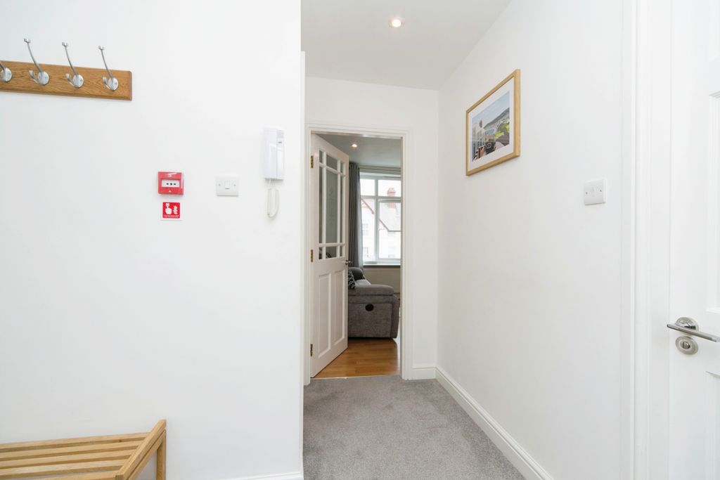 Property photo 3 of 16 Photography