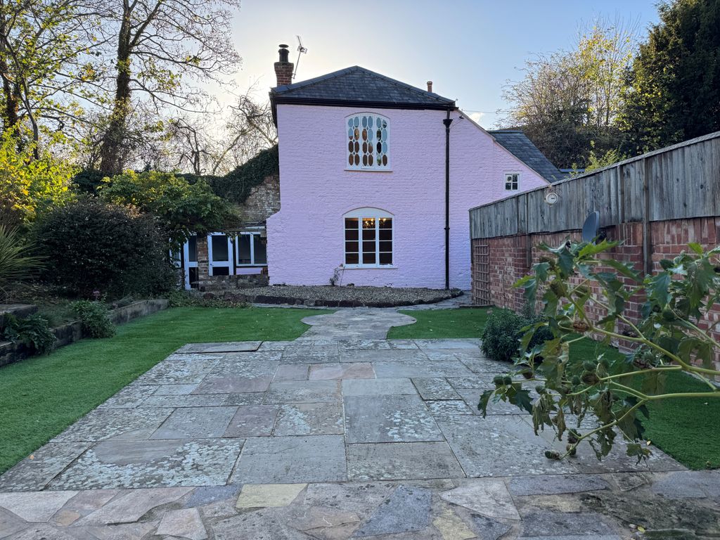 Property photo 1 of 34 Image