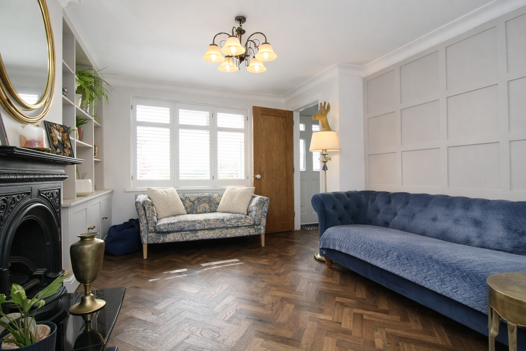 Property photo 2 of 14 Lounge View 2