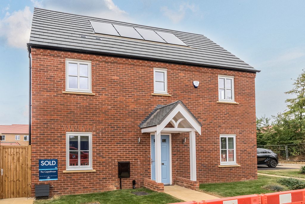 Property photo 1 of 13 Image