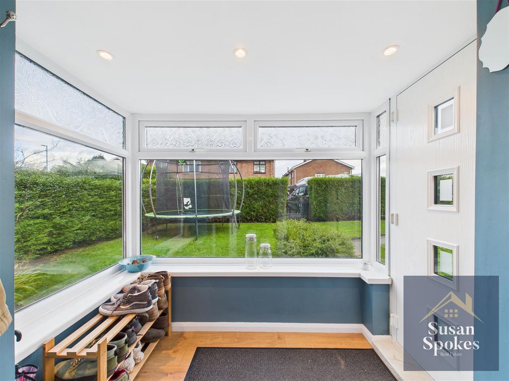 Property photo 3 of 24 Cam01858G0-Pr0205-Still001.Jpg