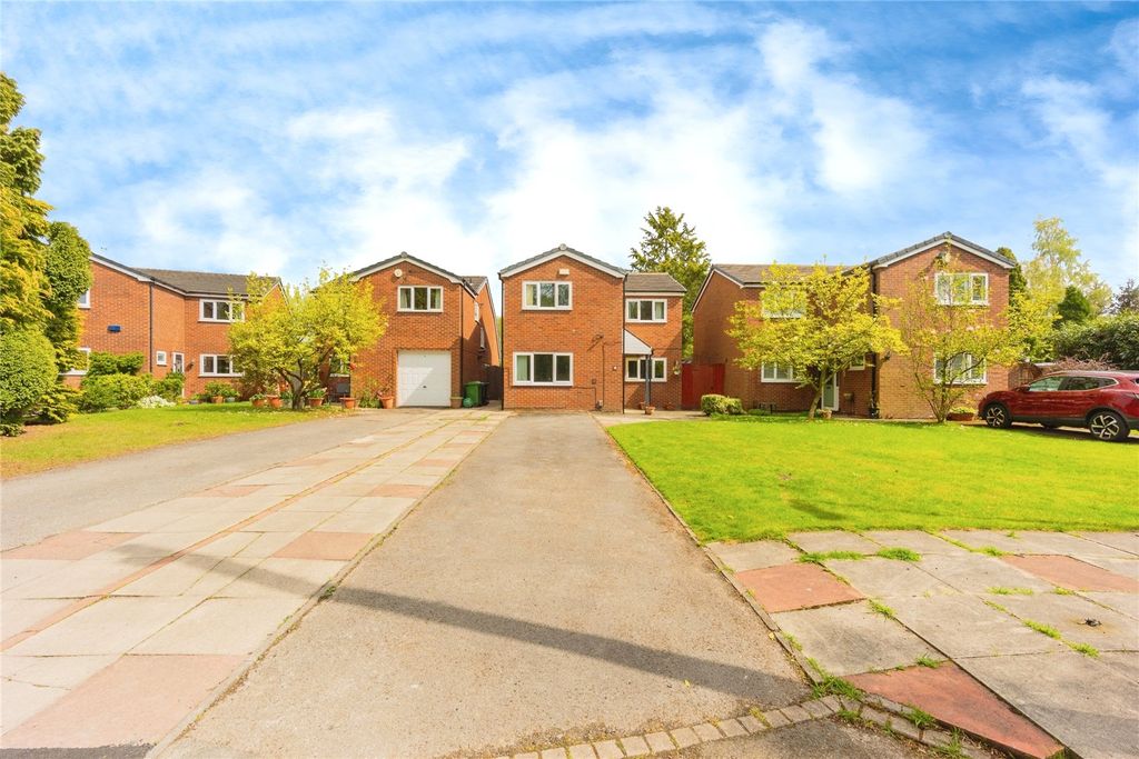Property photo 2 of 28 Picture No. 27
