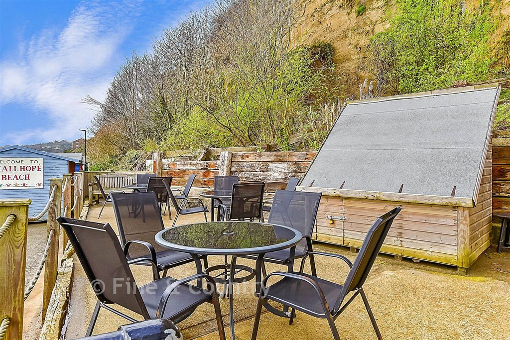 Property photo 1 of 10 Balcony / Terrace