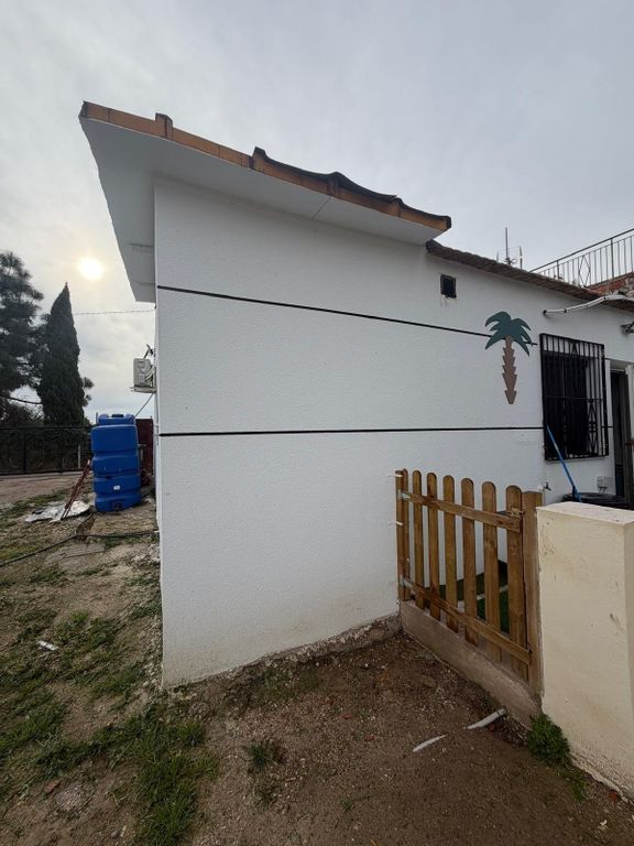 Property photo 3 of 23