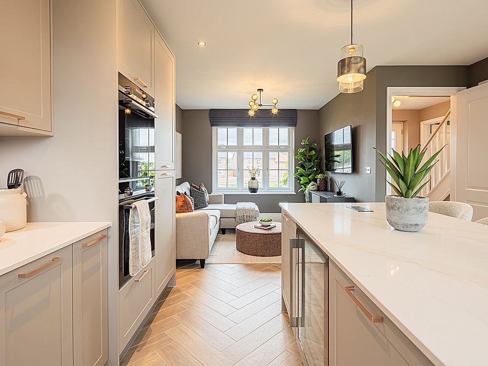 Property photo 3 of 10 Redrow - Highgate - Kitchen - 73802