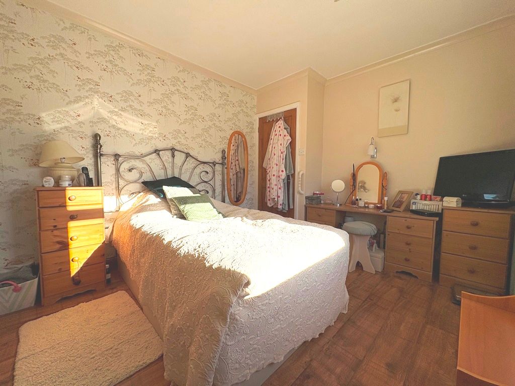 Property photo 3 of 10 Bedroom One