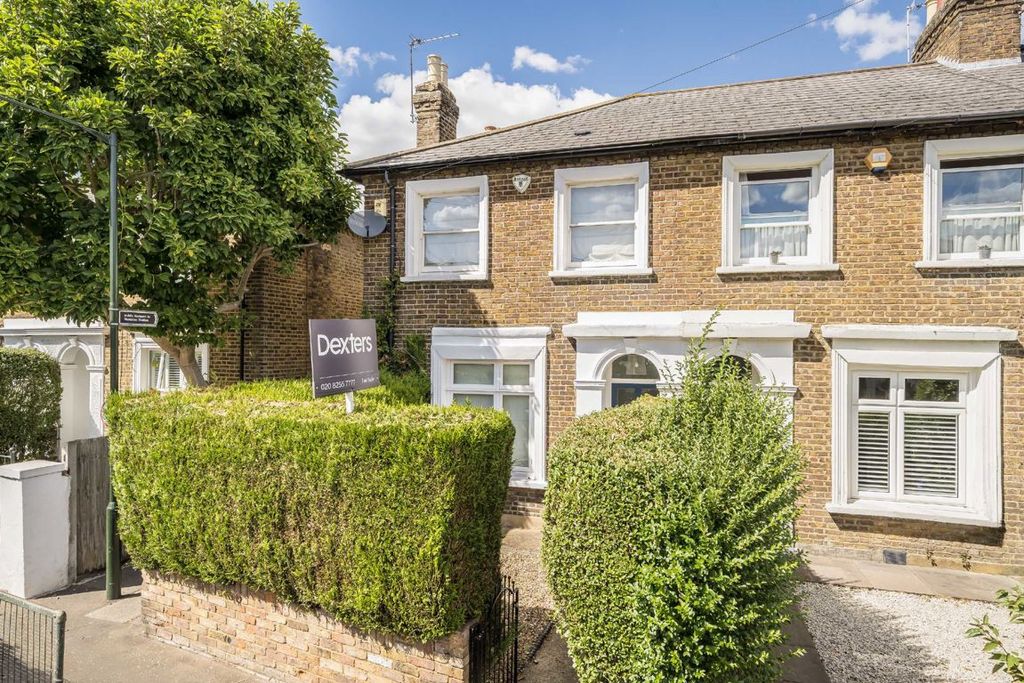 Property photo 1 of 7
