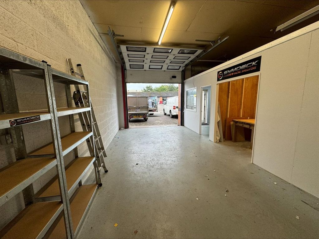Property photo 2 of 4