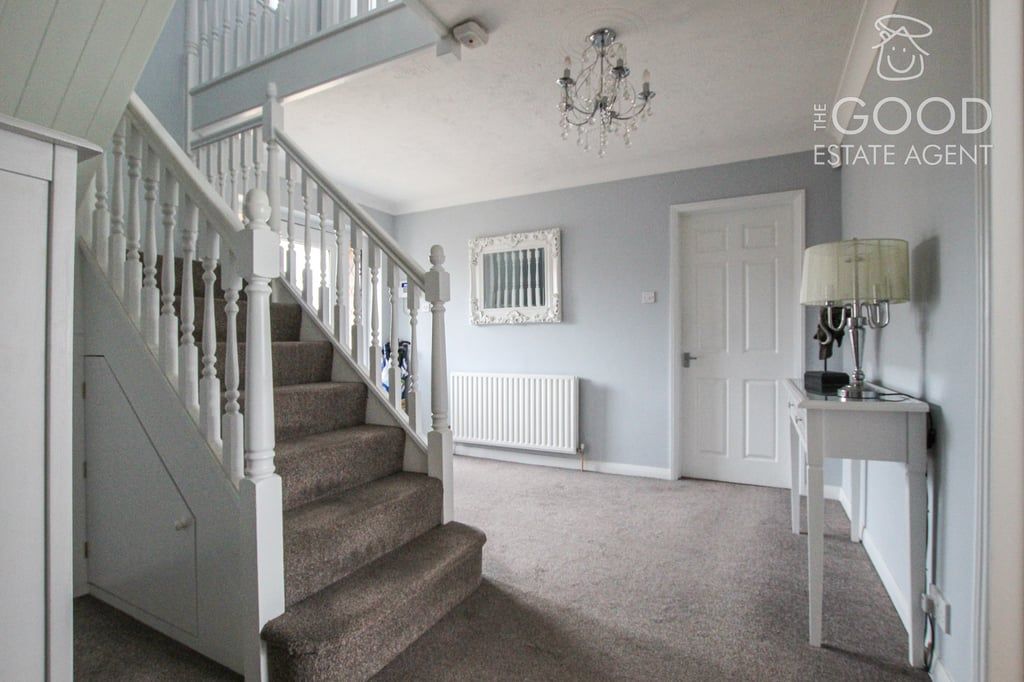 Property photo 2 of 30