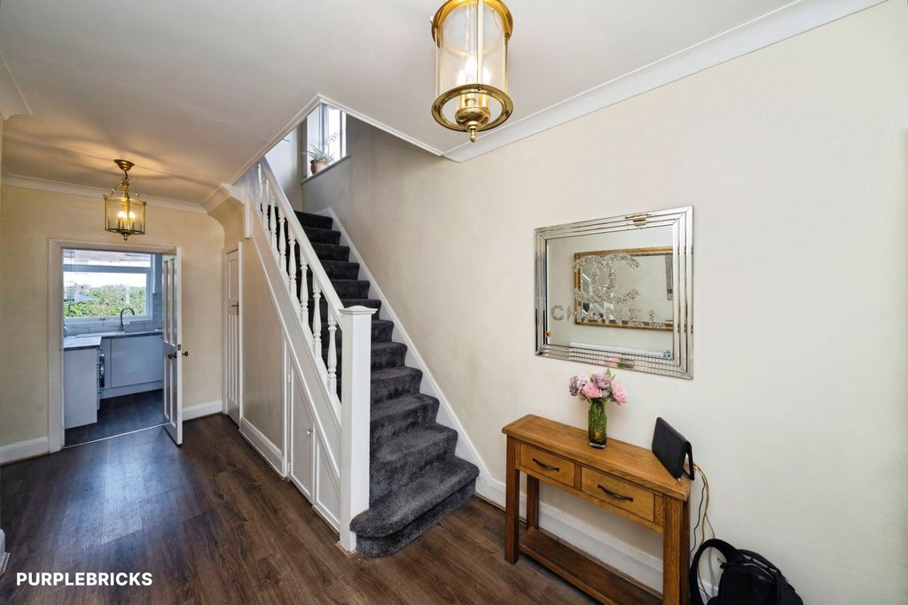 Property photo 2 of 19 Hall