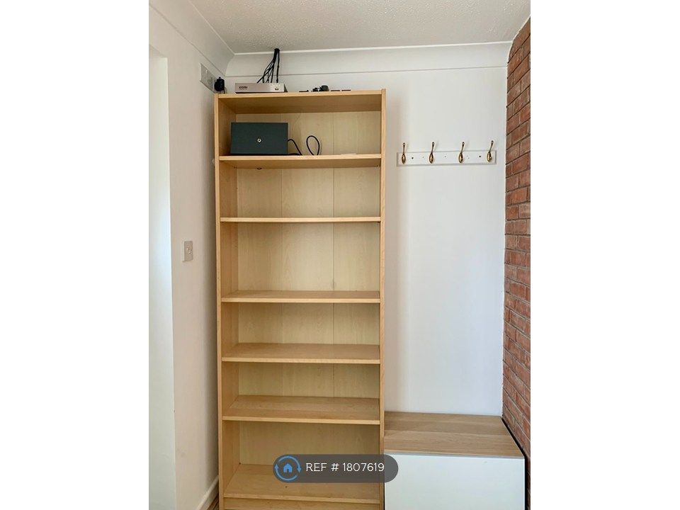 Property photo 3 of 11