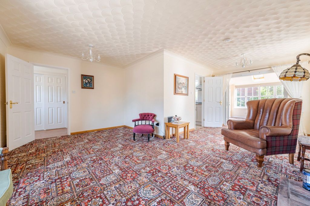 Property photo 3 of 14