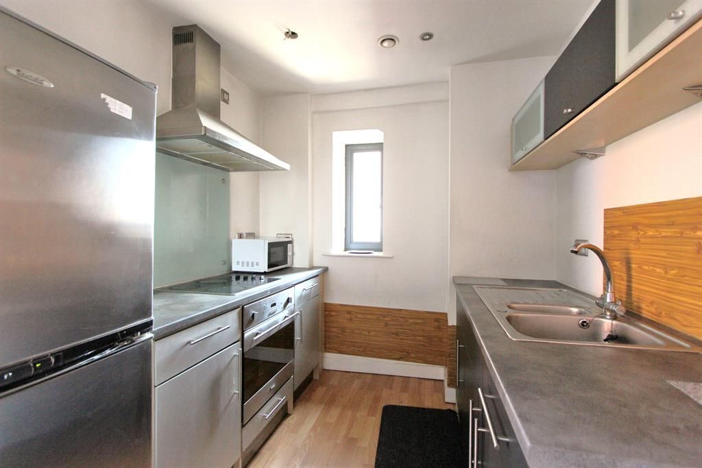 Property photo 2 of 6