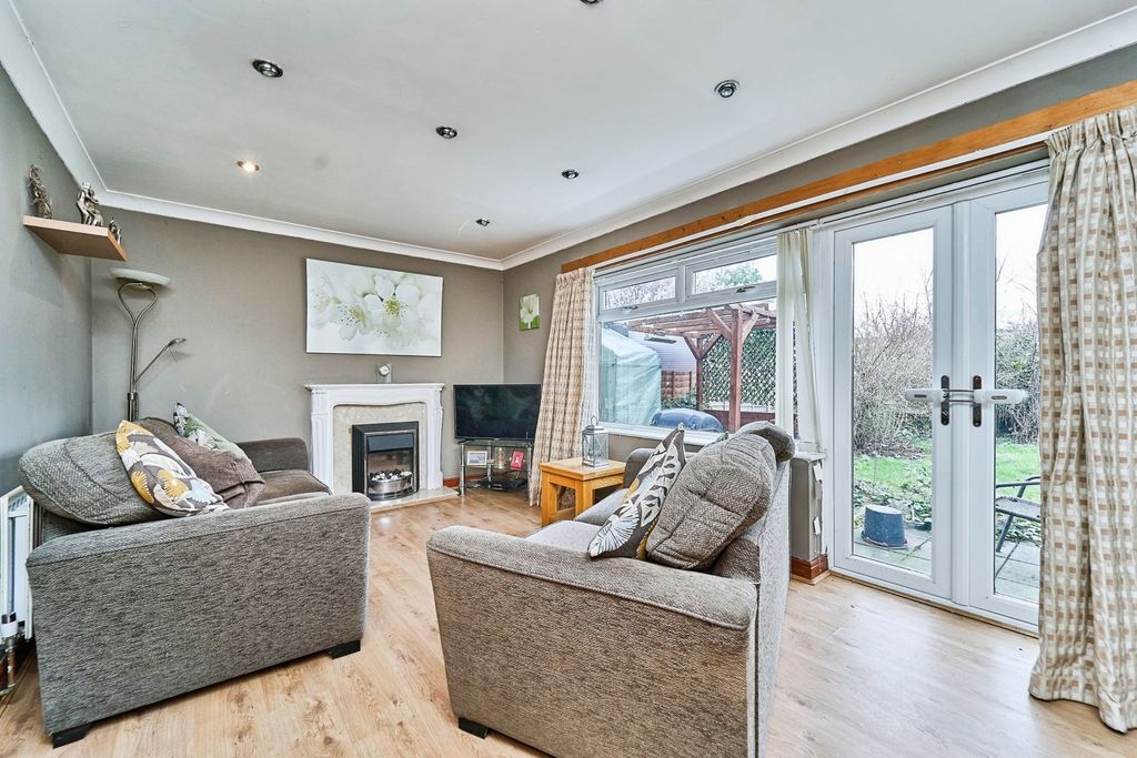 Property photo 2 of 20 Pbox-Img.Jpg