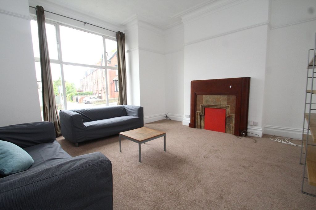 Property photo 2 of 6 Picture No. 02