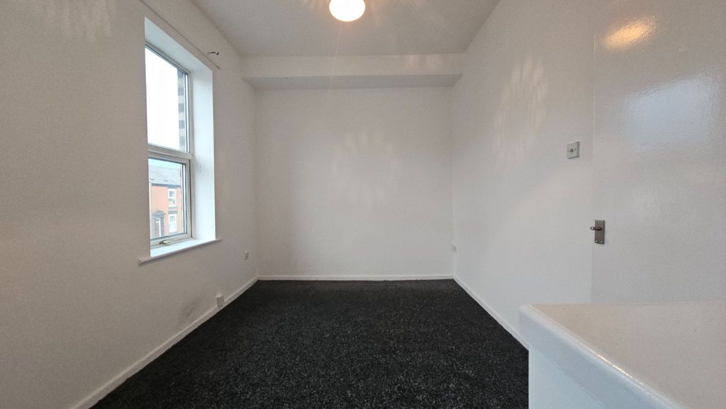 Property photo 3 of 4 Photograph 3