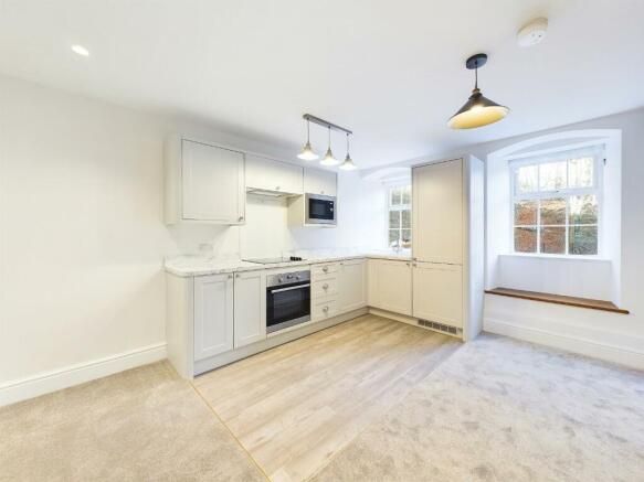 Property photo 1 of 8 Image