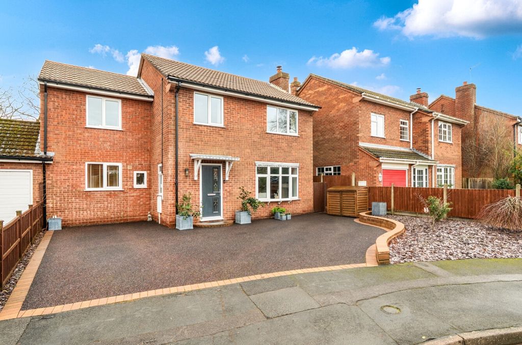 Property photo 1 of 28 1388644-2-69650B642c8E7