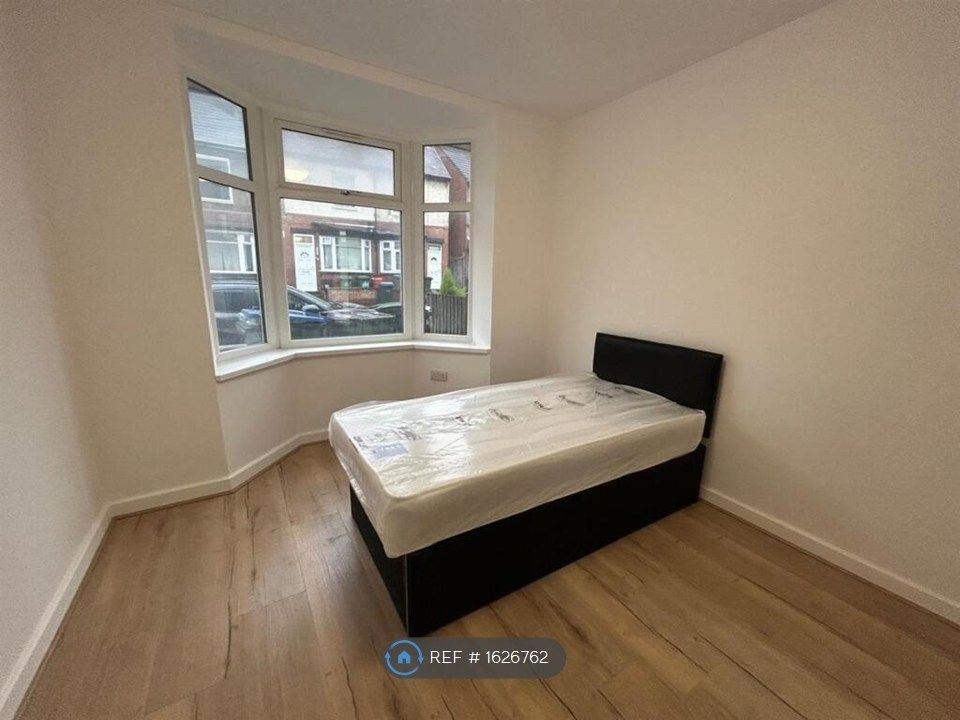 Property photo 1 of 4